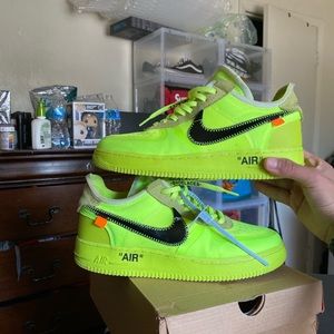 Air Force 1 volts (slightly used) UA